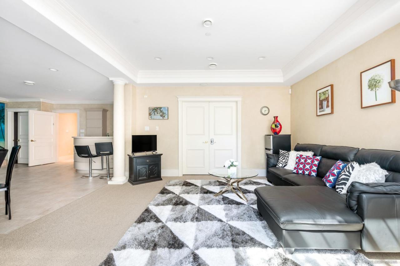 Ferienhaus Cozy 3-bedroom In Vancouver