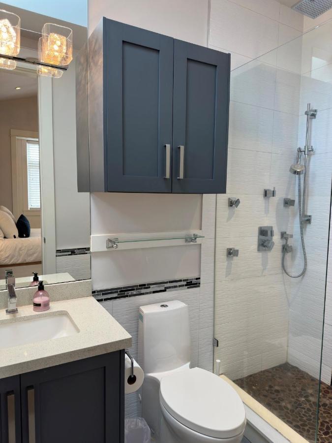 Gasthof West Cozy Retreat By Host Launch Vancouver