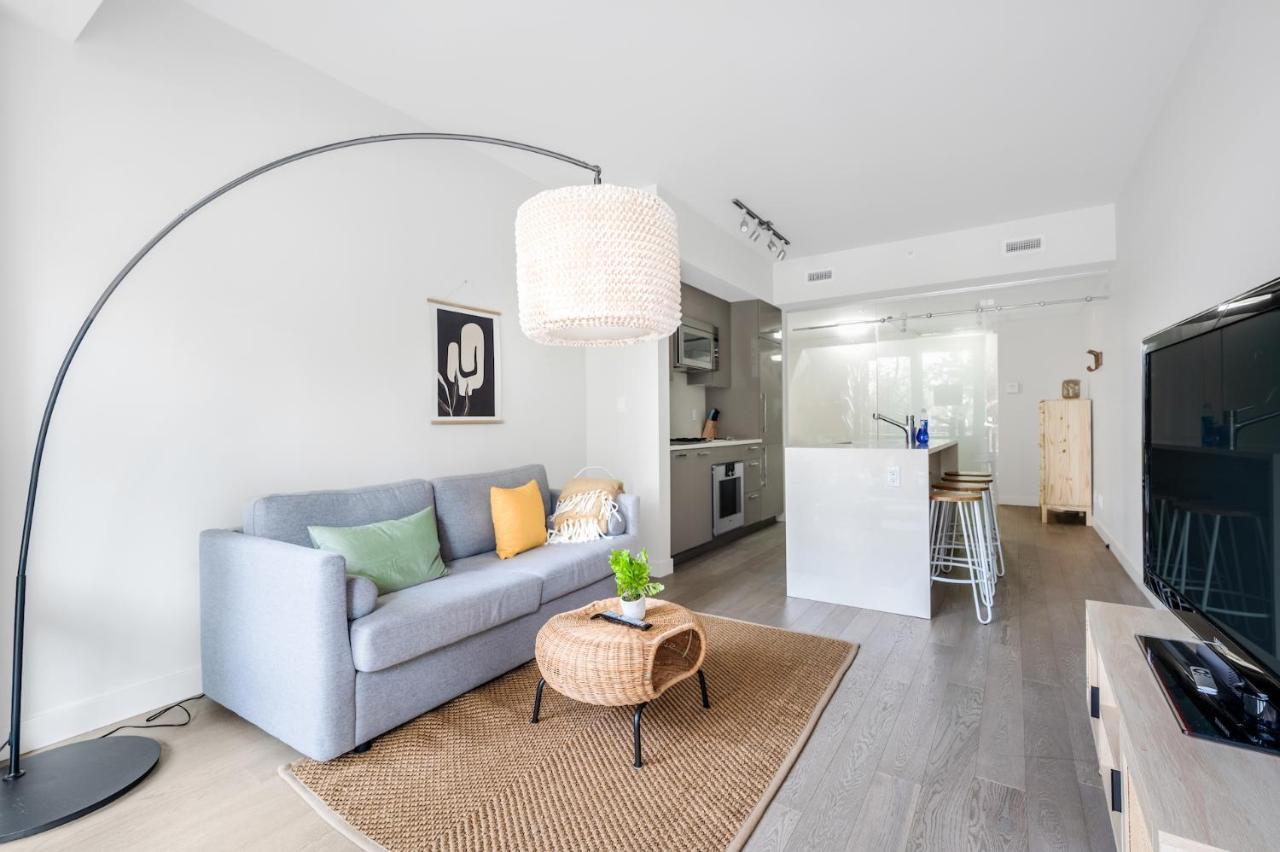 Cozy 1 Bedroom Unit Near Queen Elizabeth Park * Vancouver