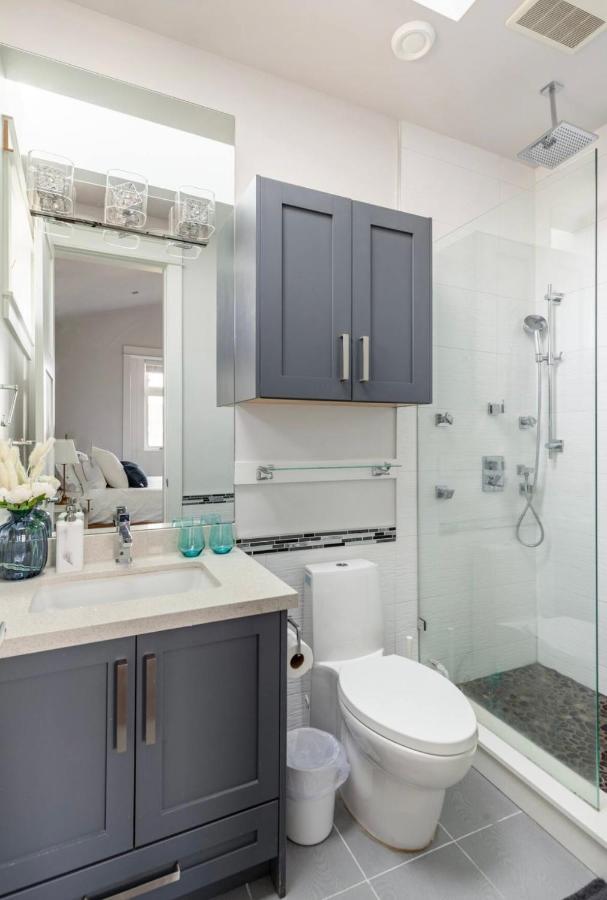West Cozy Retreat By Host Launch 2* Vancouver