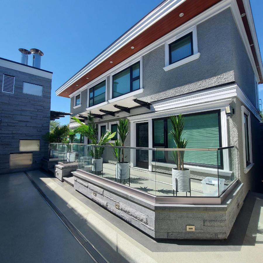 Beautiful Bright 3 Bed Townhouse * Vancouver
