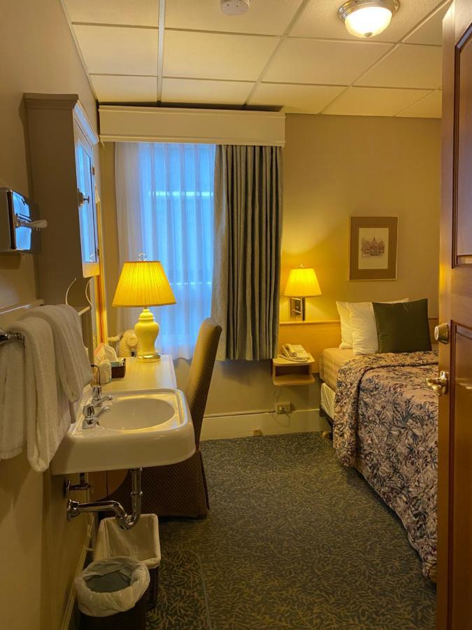 Hotel Kingston