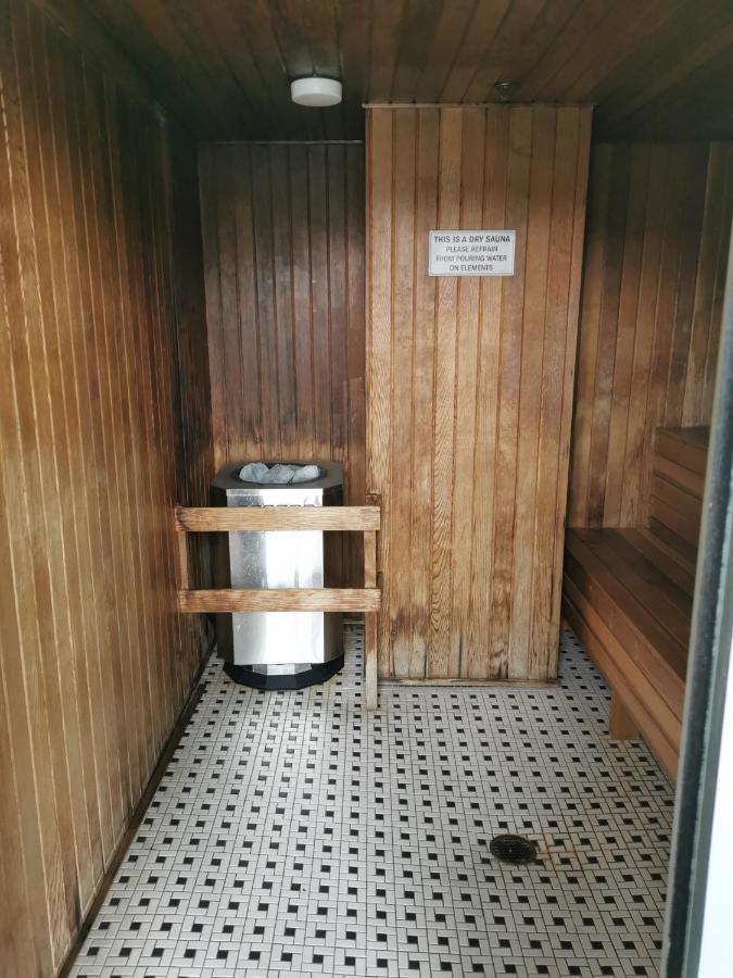 Apartment Gardenview Modern With Parking, Gym, Pool, Ac Vancouver