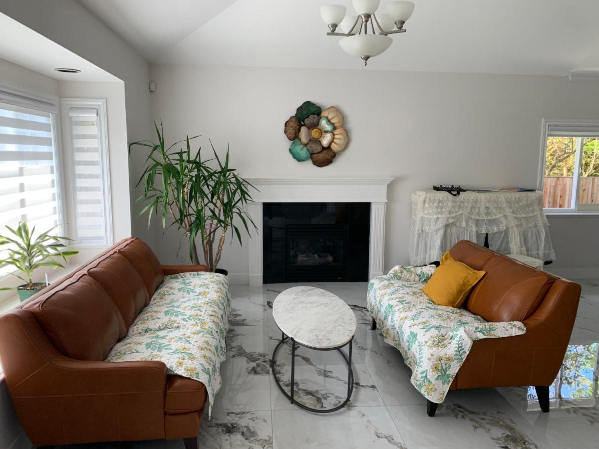 Cozy Private In Charming Dunbar-southlands *
