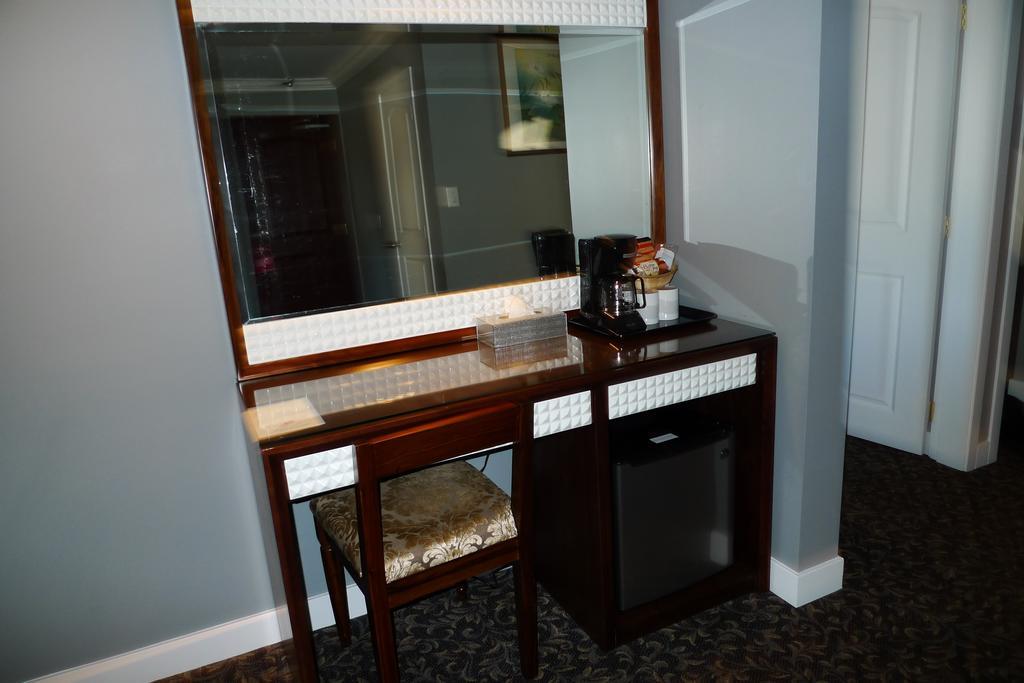 Hotel The Deluxe Vancouver