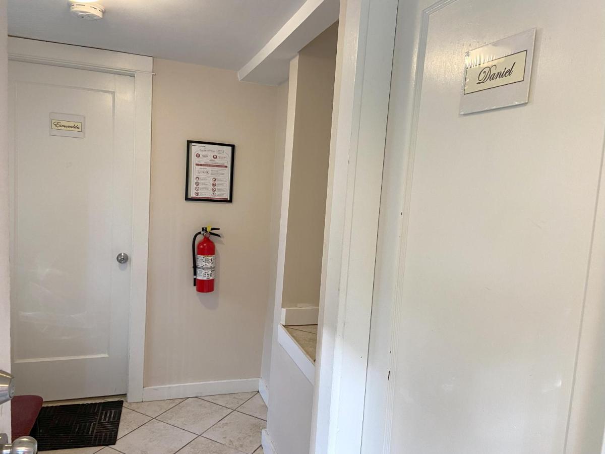 Douglas Bed & Breakfast Vancouver