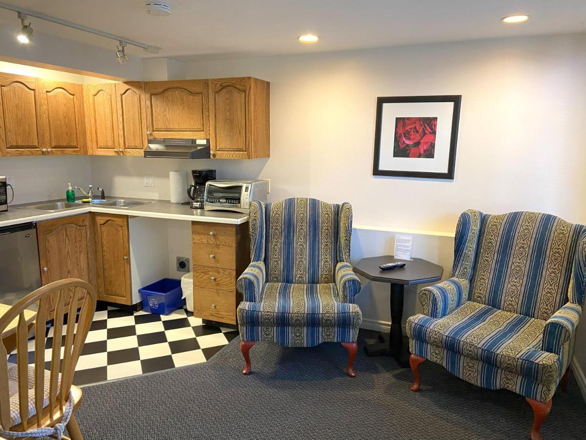 Douglas Bed & Breakfast Vancouver