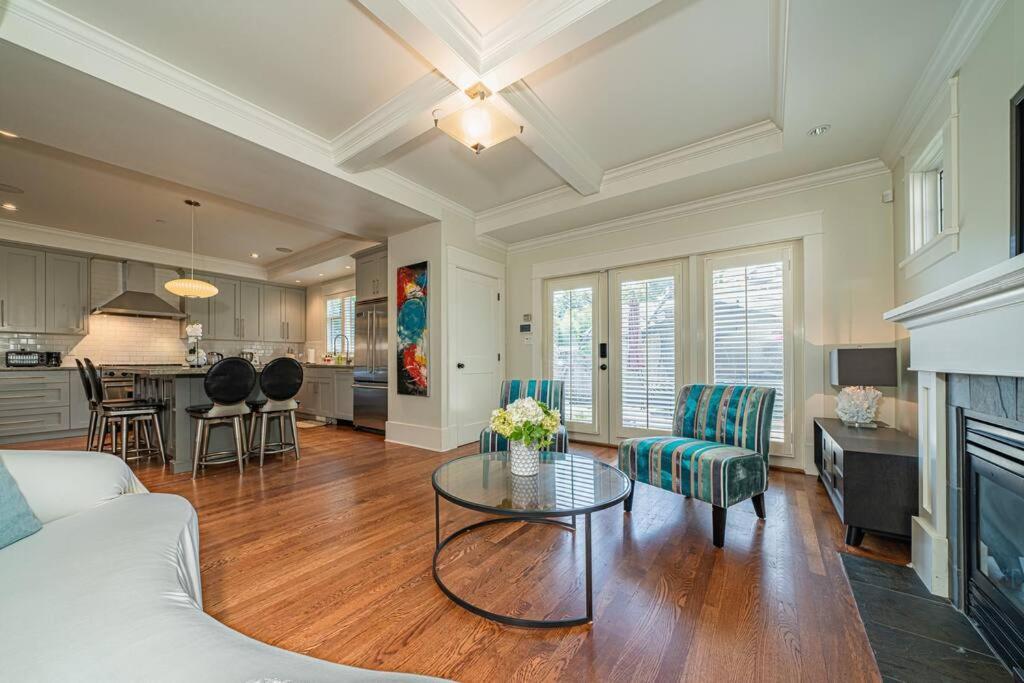 Tranquil Haven~close To Ubc And Downtown Delights Vancouver
