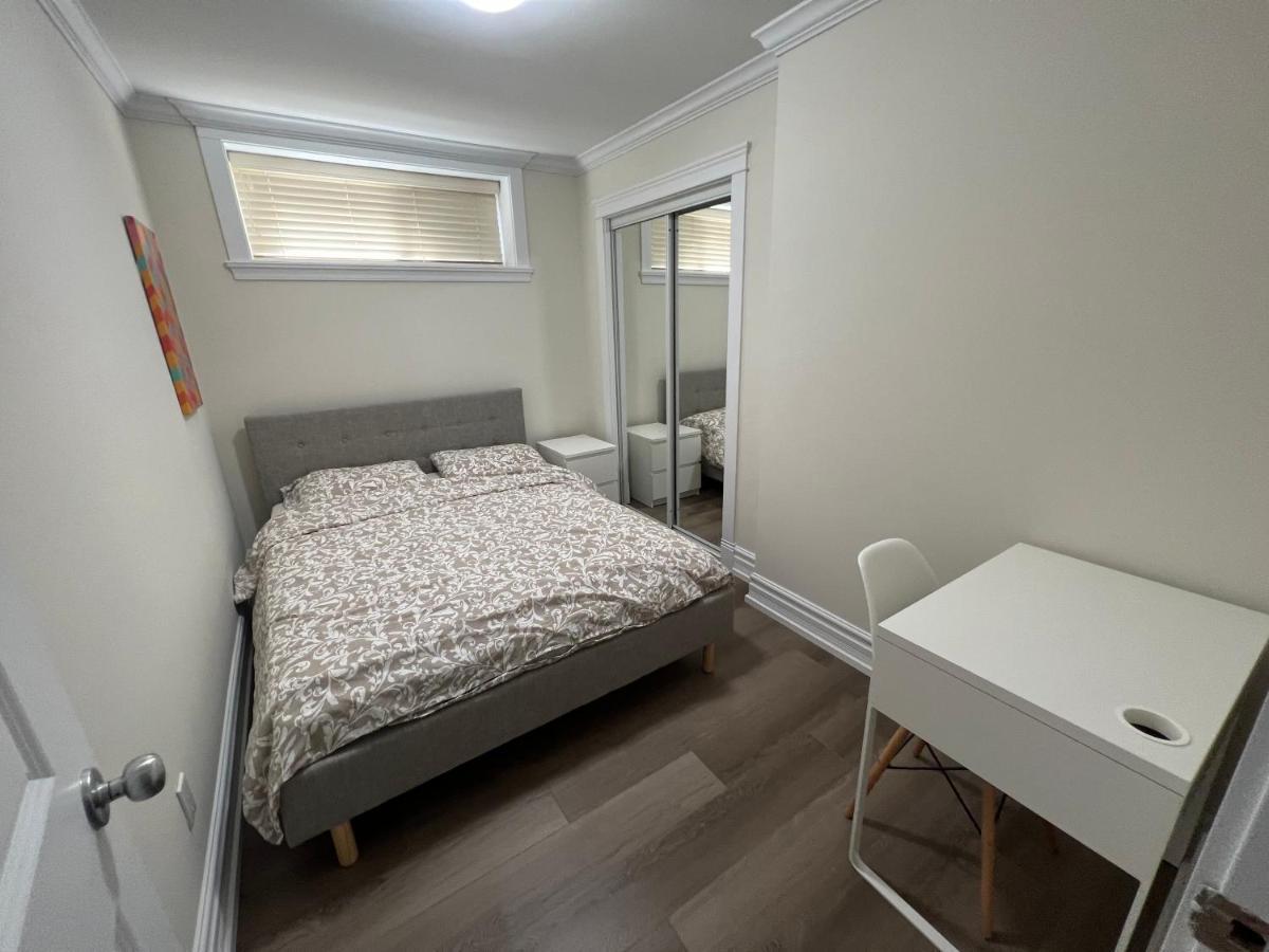 Private 1 Bed 1 Bath 15 Mins Yvr And Downtown 舒适安静