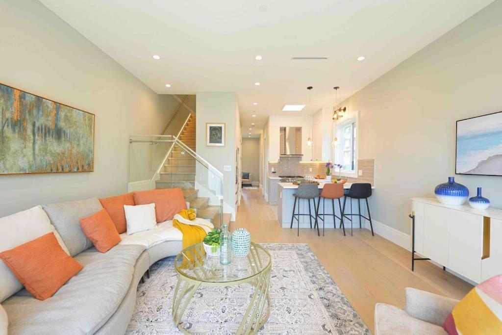 Villa Four Bedrooms New Lovely Duplex House-1628 *