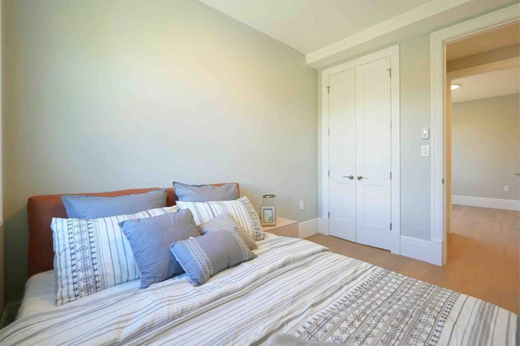 Villa Four Bedrooms New Lovely Duplex House-1628