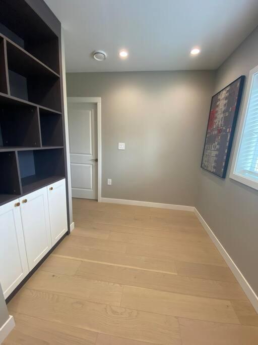 New Modern Three-room Duplex-2793