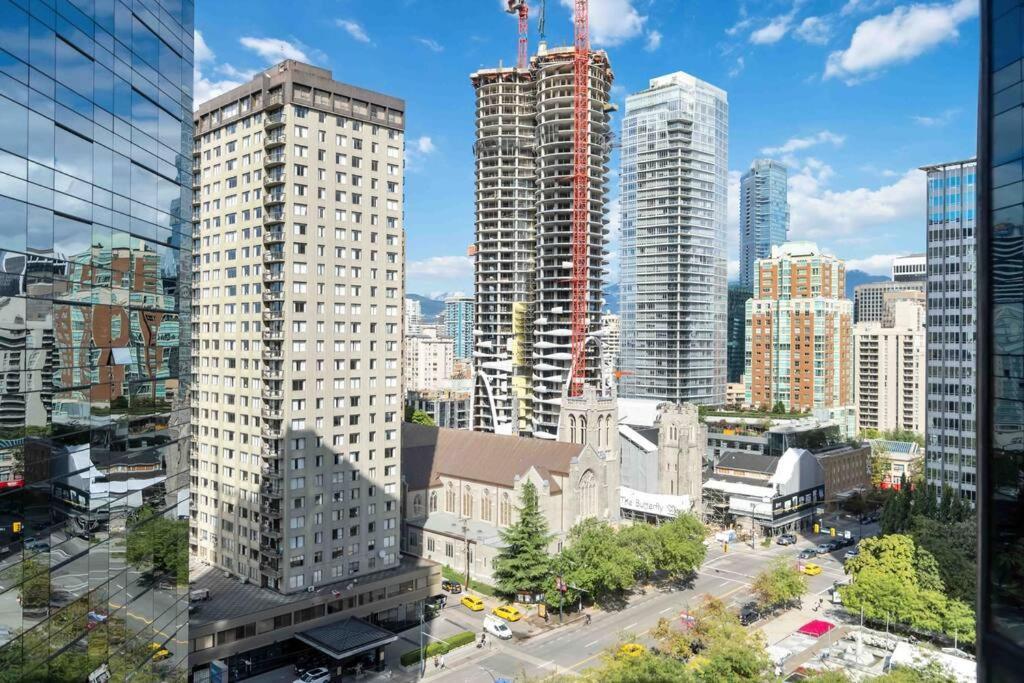 2br With Breathtaking View In Downtown! Free Parking - 6 Sleep Apartment Vancouver