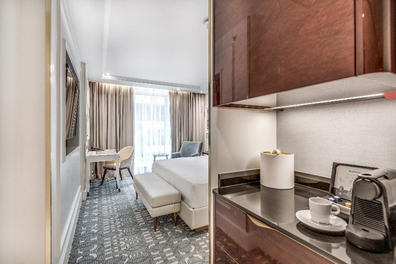 Hotel Azur Legacy Collection 5*