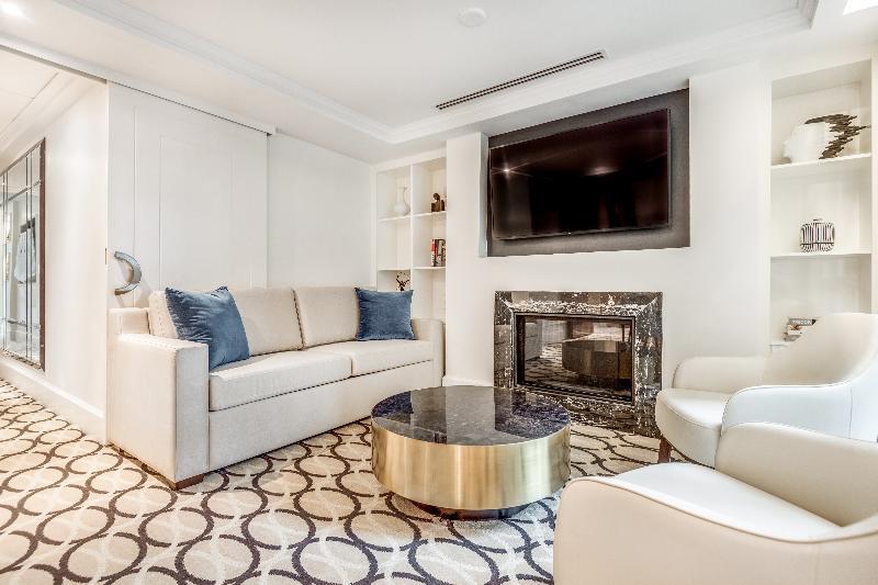 Hotel Azur Legacy Collection Vancouver