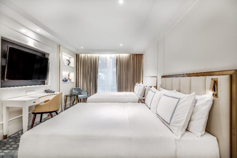 Hotel Azur Legacy Collection Vancouver