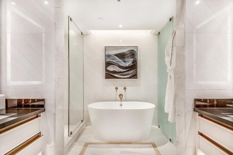 Hotel Azur Legacy Collection 5*