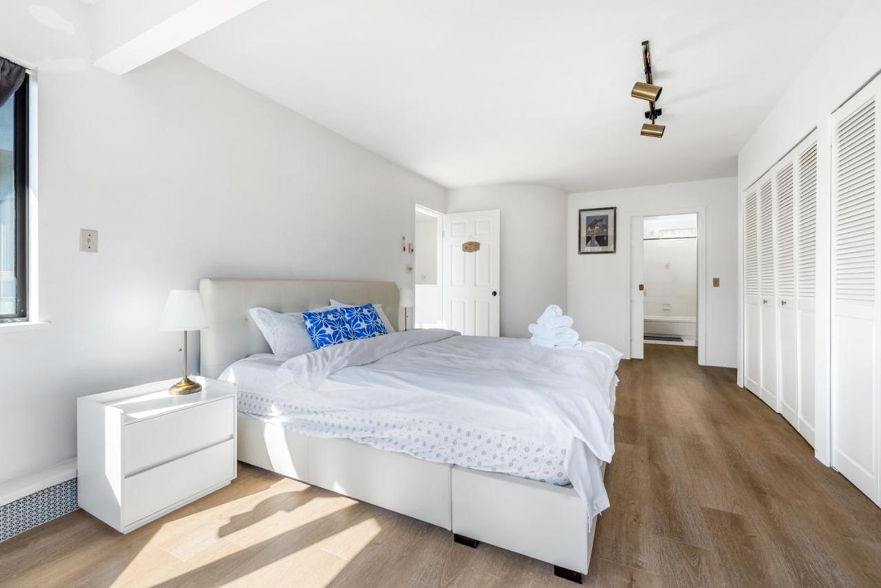 Sunny 1-bedroom Private In Charming Homestay