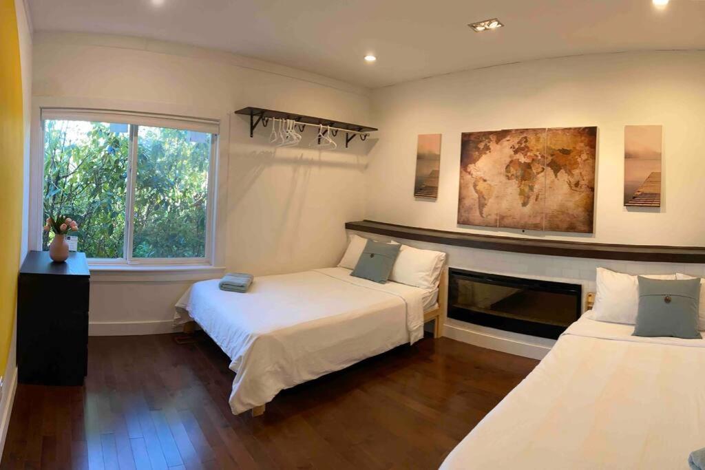 Westside Pool Home-8 Min To Downtown, Yard Parking *