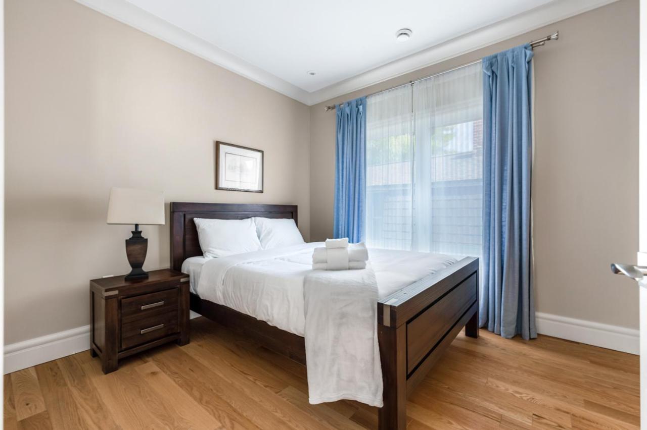 Haven: Luxurious Private Bedroom Near Attractions Guest house Vancouver