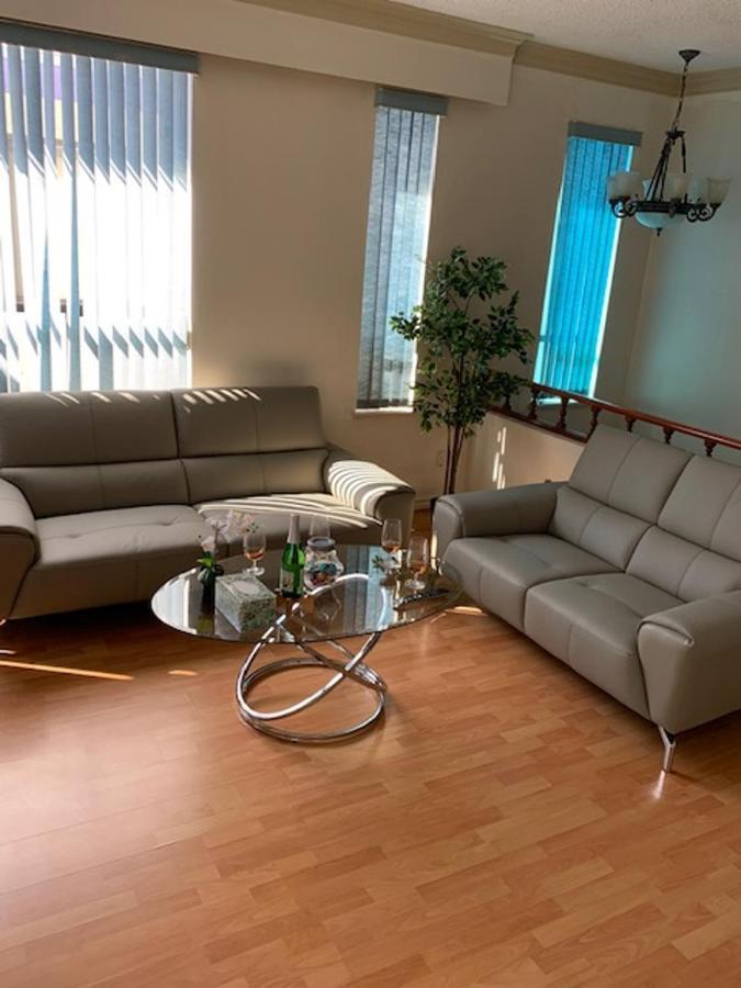 Holiday home Spacious 4-bedroom Home, Ideal For A Family/group Vancouver