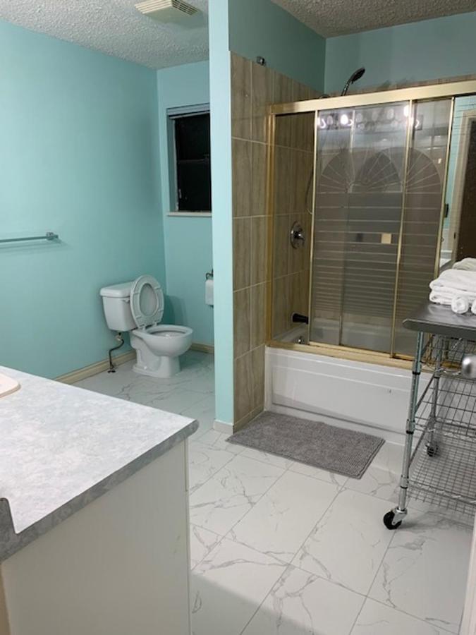 Spacious 4-bedroom Home, Ideal For A Family/group * Vancouver