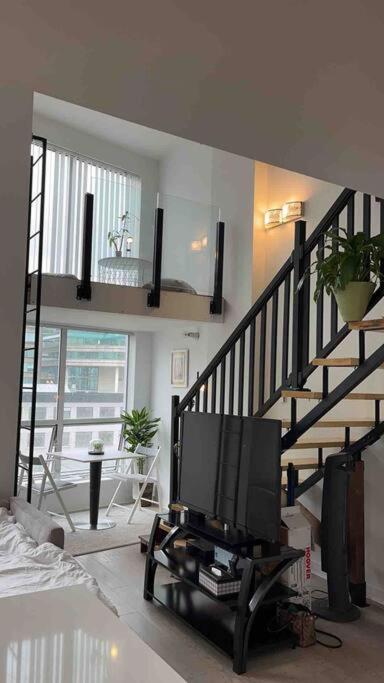 Apartment Stylish Romantic Loft In Central