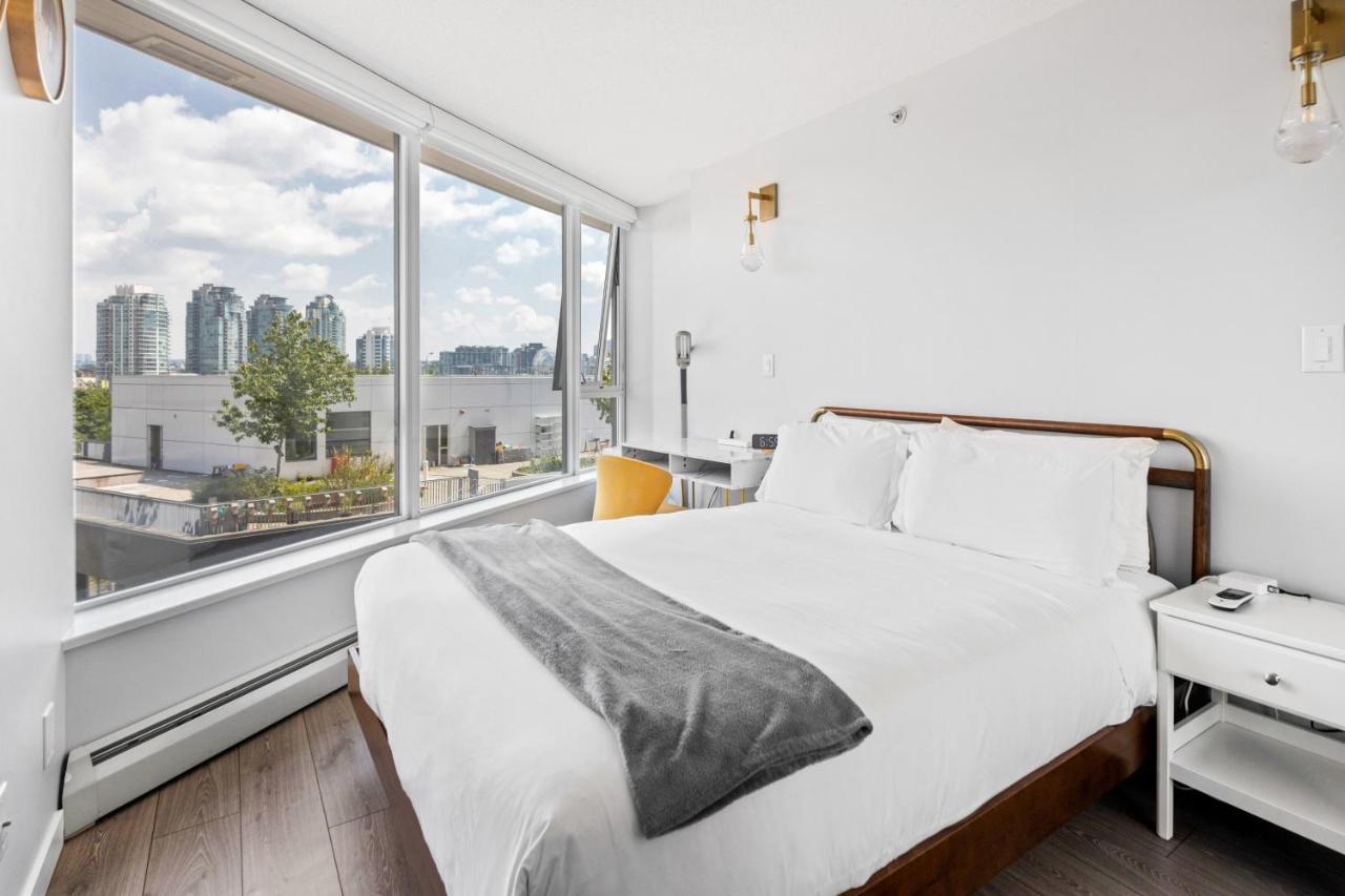 Apartment Gardenview Modern With Parking, Gym, Pool, Ac