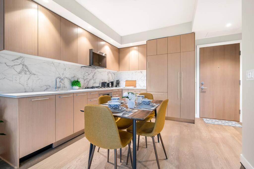 Apartment Modern Comfort At Ubc: 1br Near Campus Vancouver