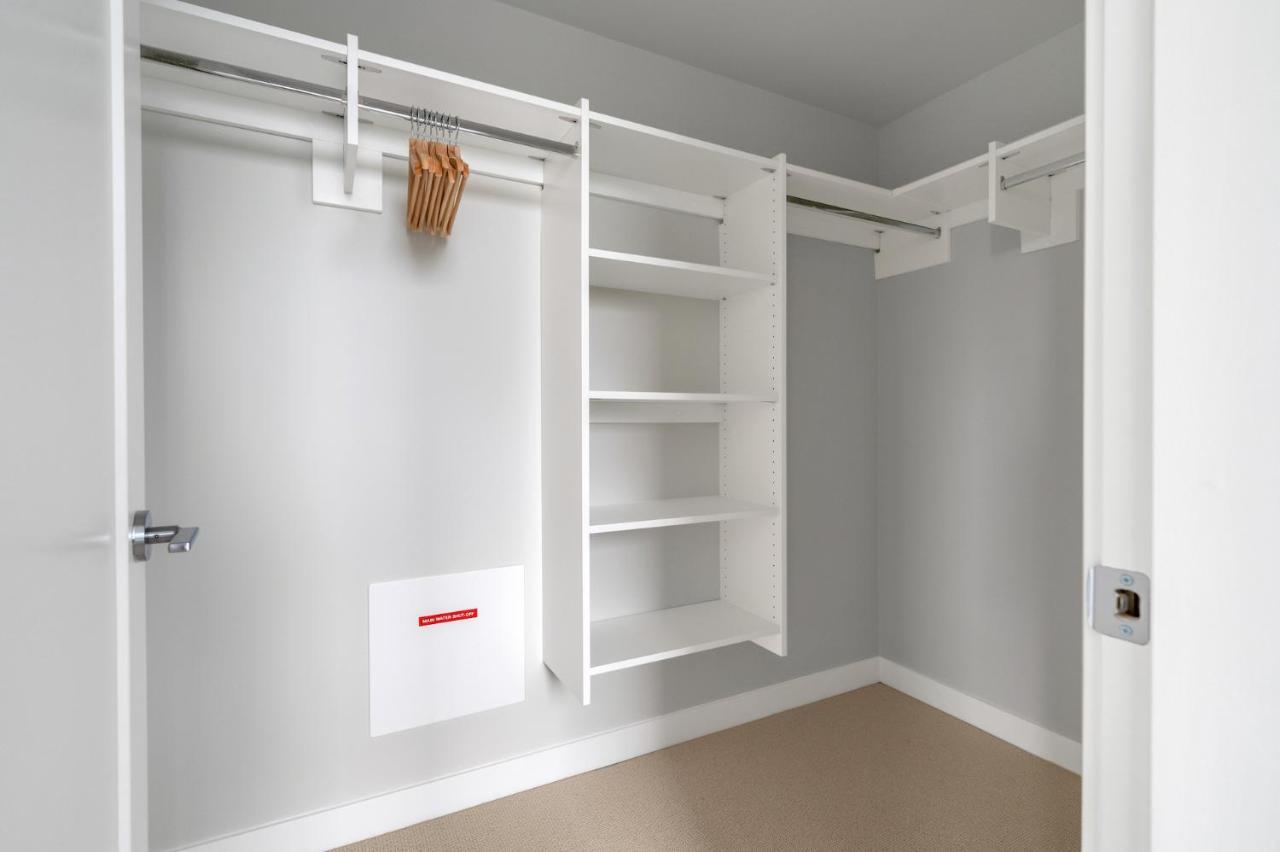 Modern Comfort At Ubc: 1br Near Campus Apartment Vancouver