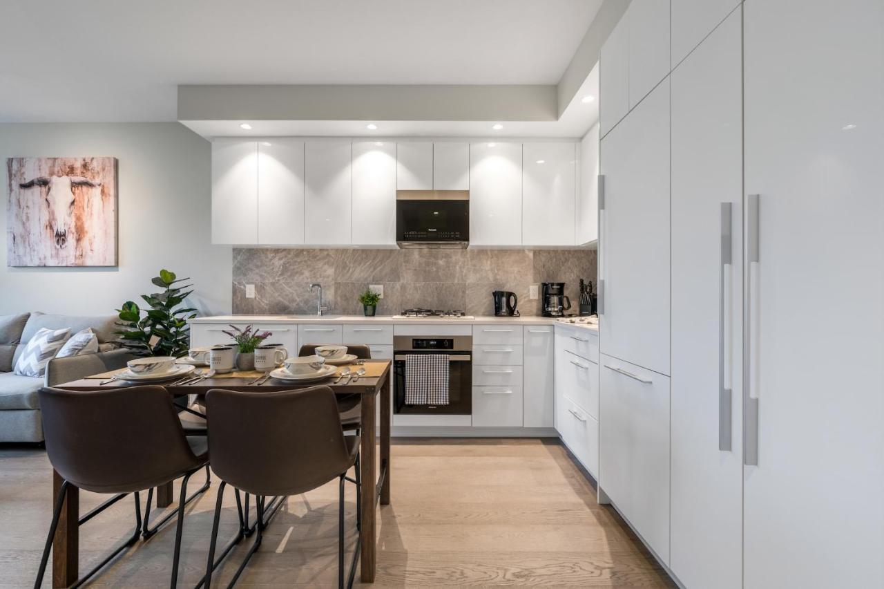 Apartment Modern Comfort At Ubc: 1br Near Campus