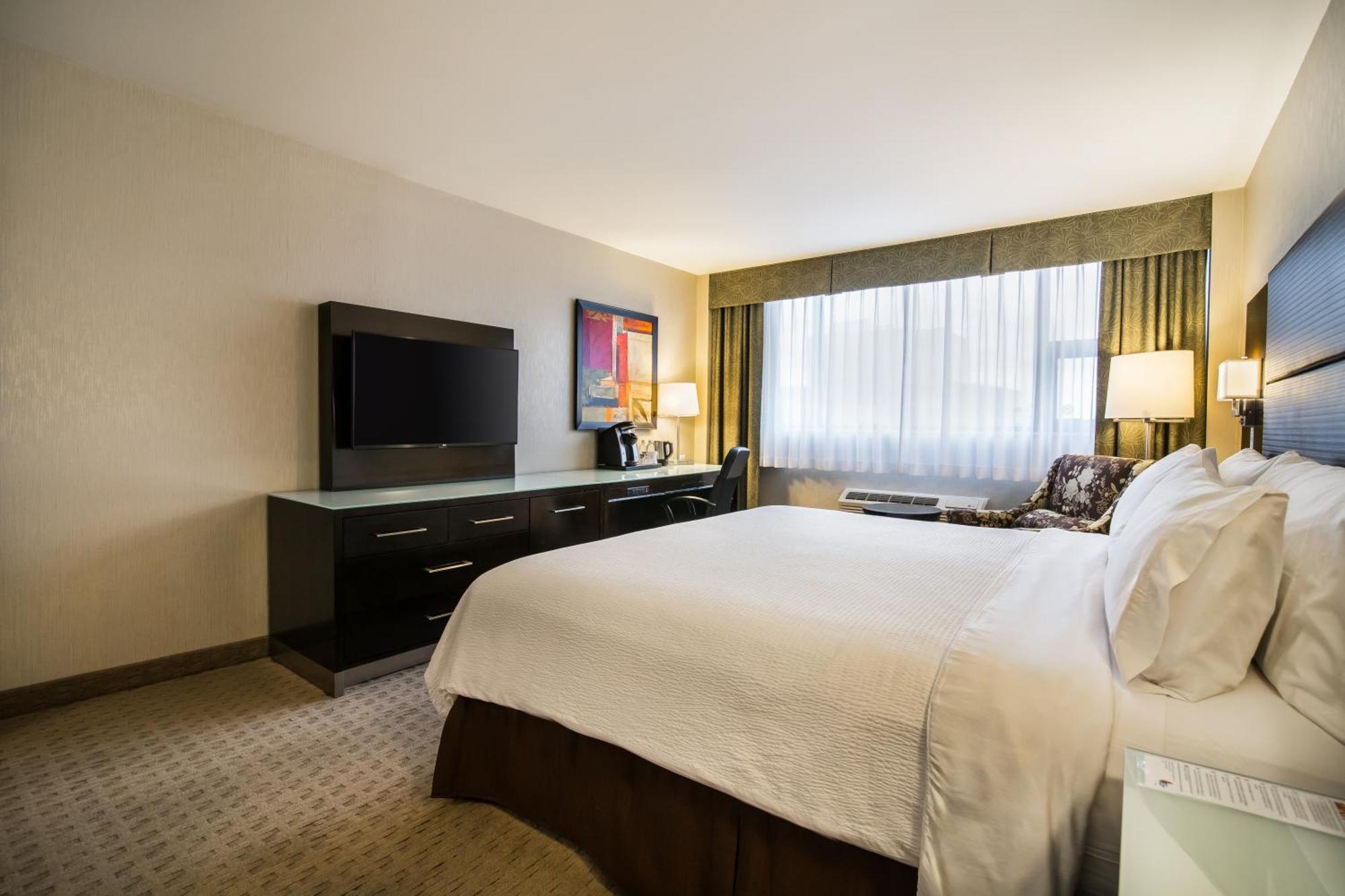 Vancouver-centre Broadway By Ihg Hotel