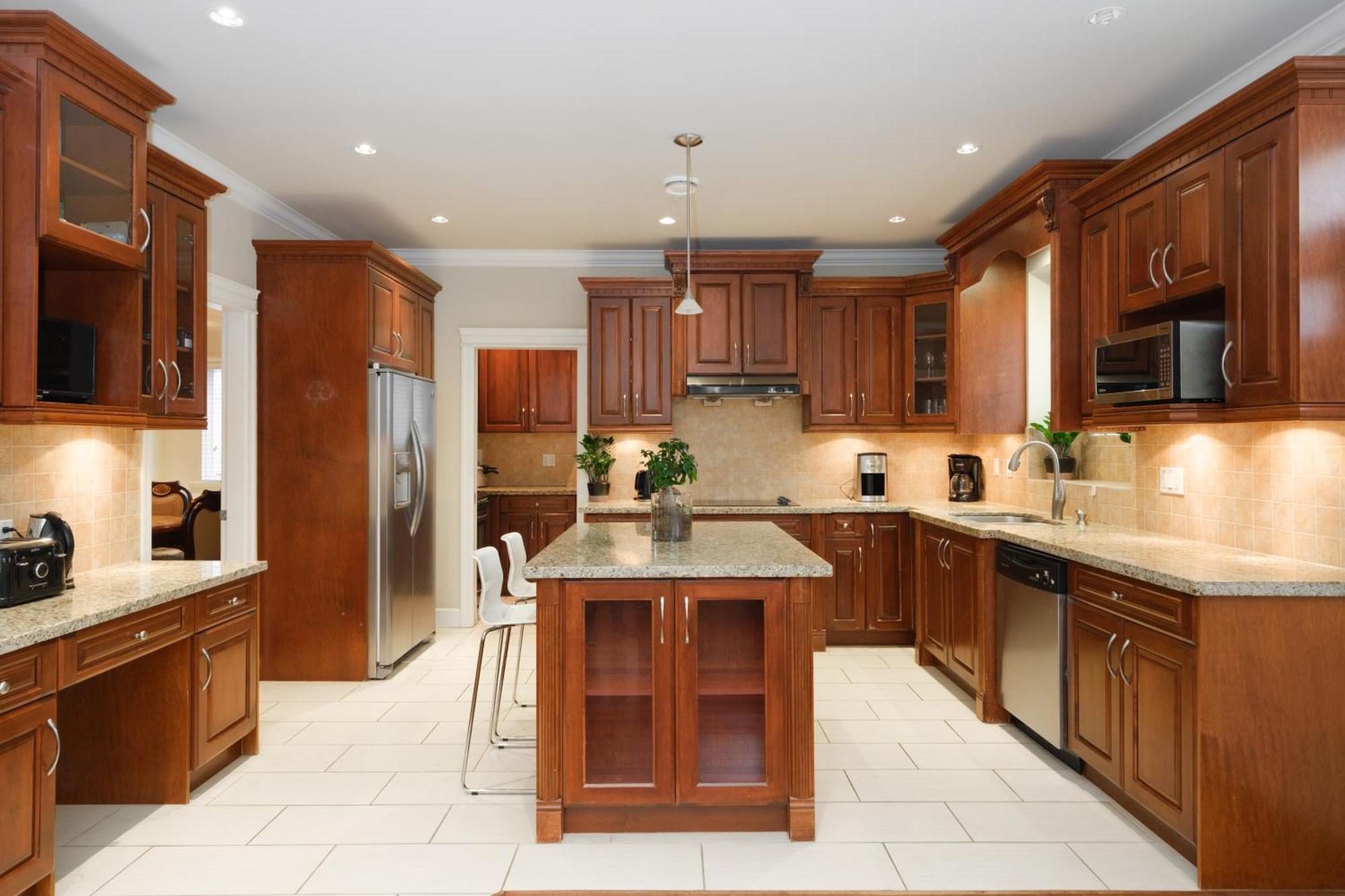 Cambie & 61st Ave Homestay