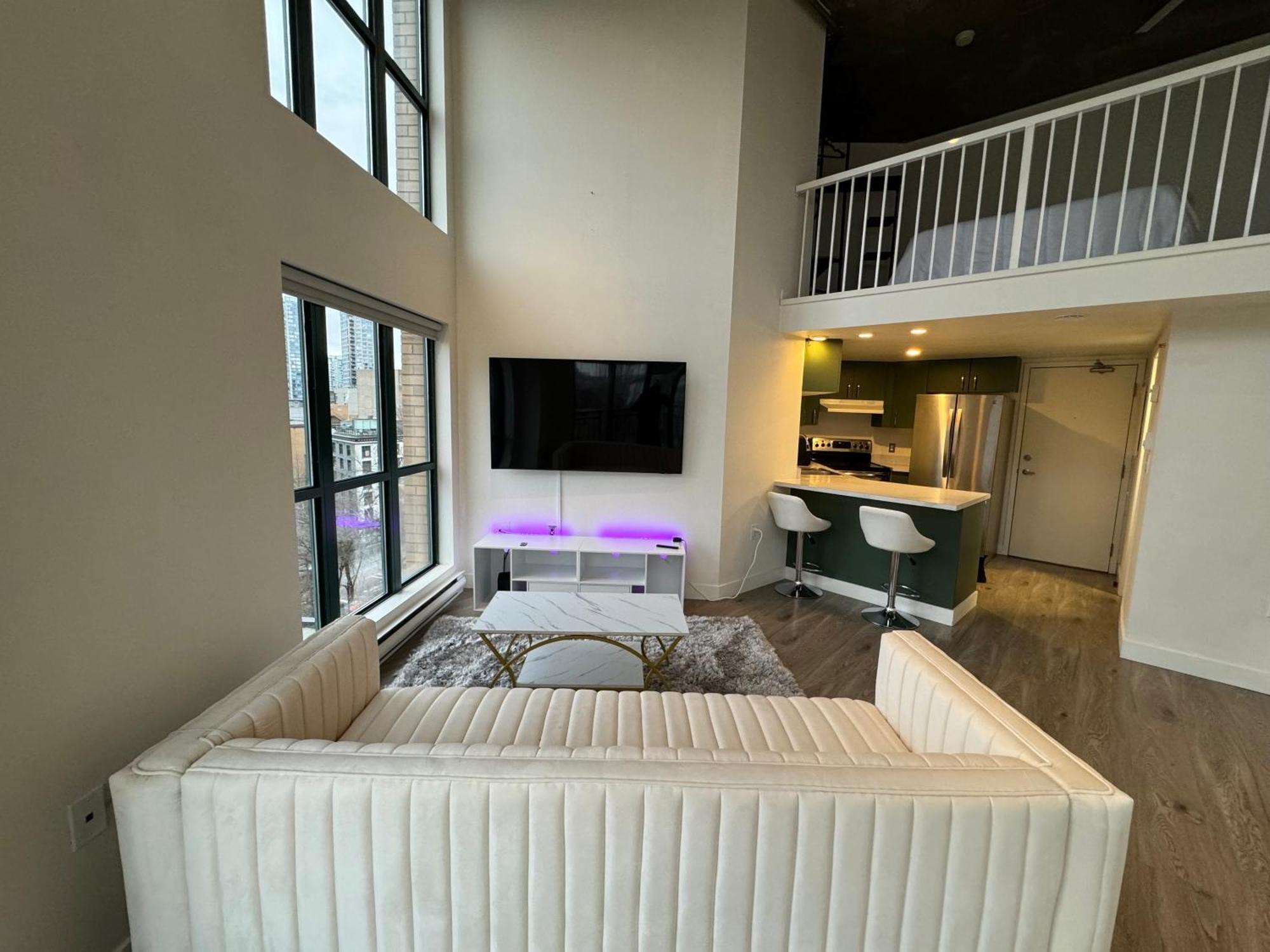 Luxury Loft In Downtown Apartment Vancouver