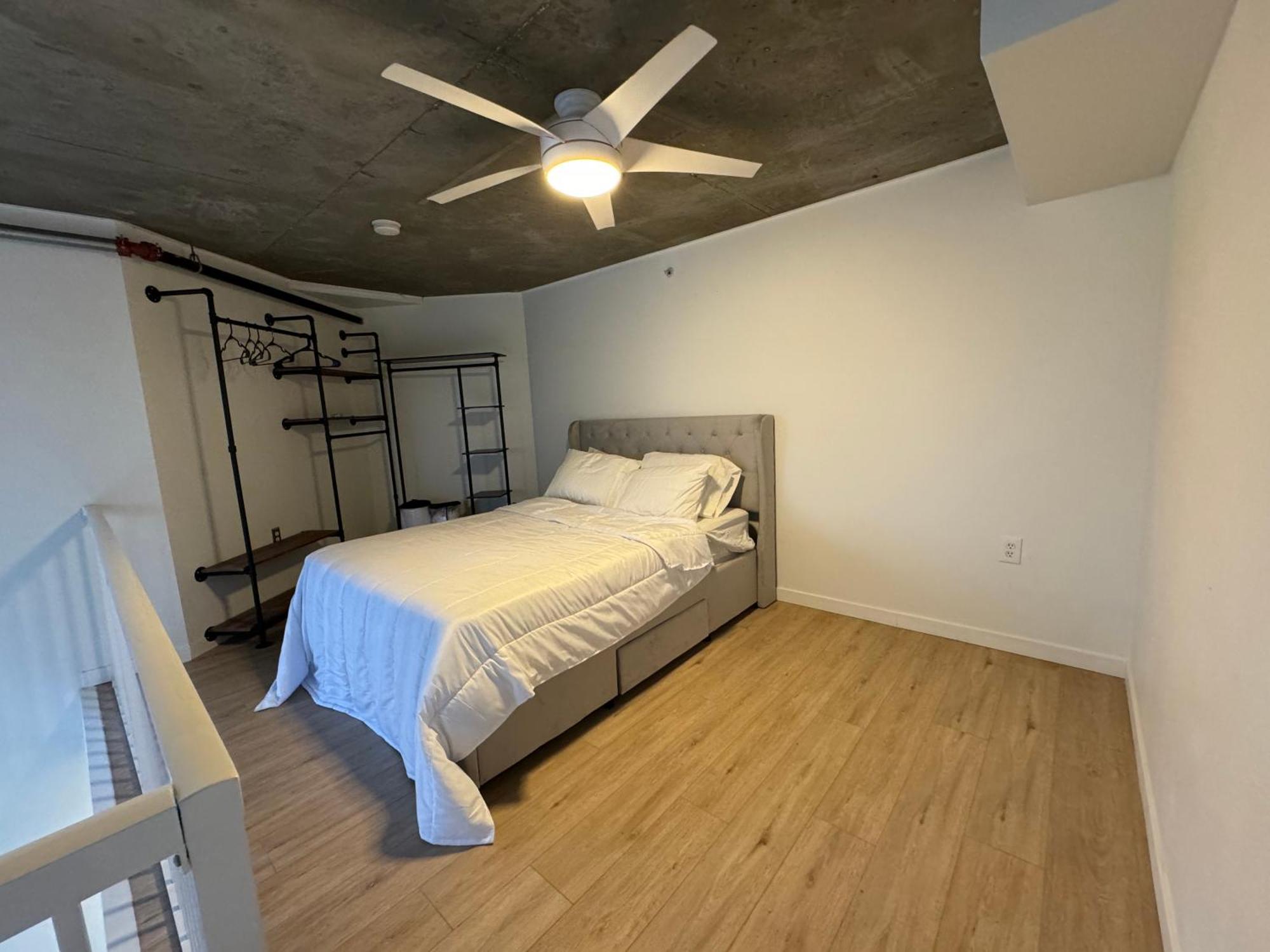 Luxury Loft In Downtown Apartment Vancouver