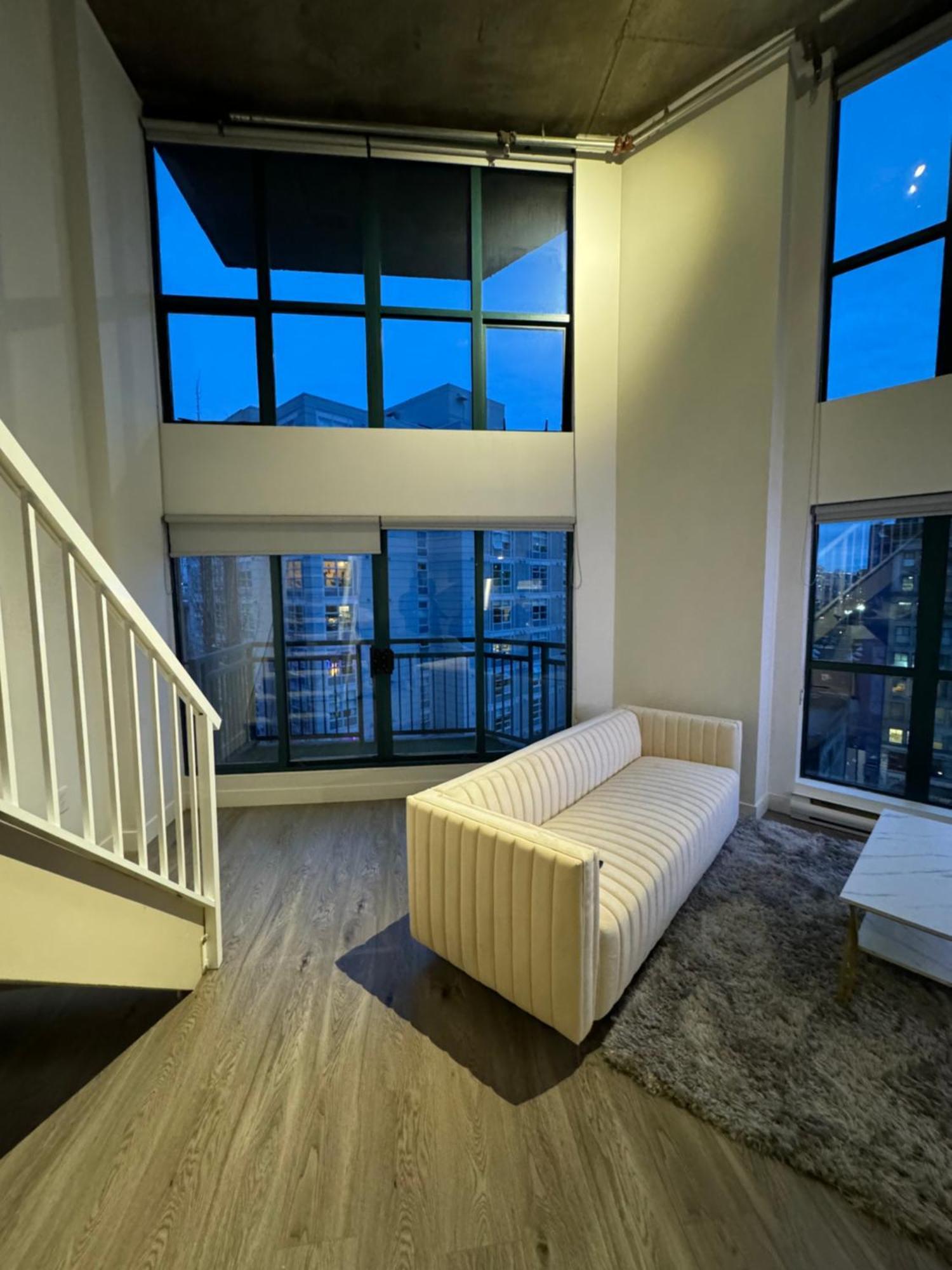 Luxury Loft In Downtown