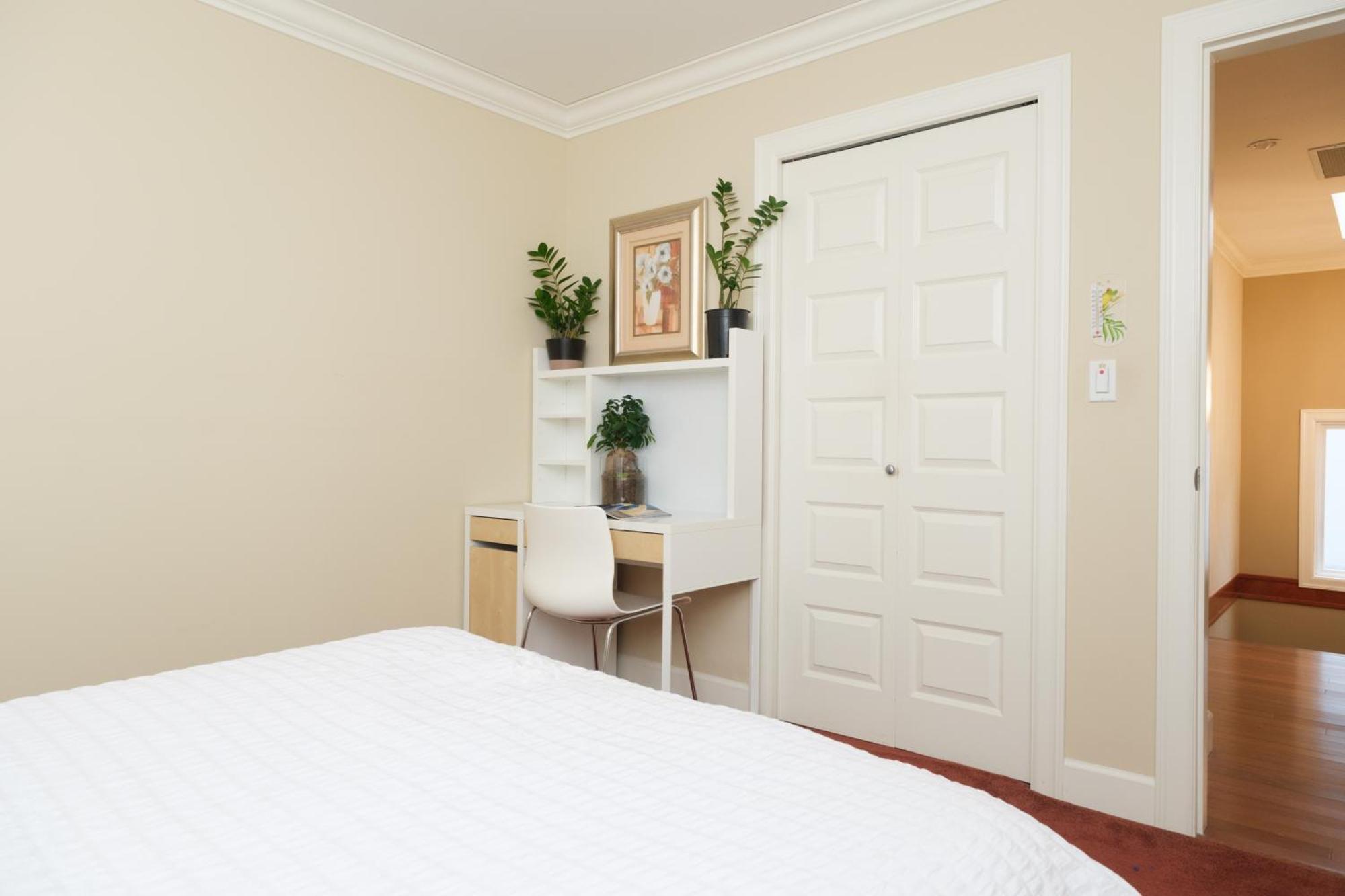 Cambie & 61st Ave Homestay Homestay Vancouver