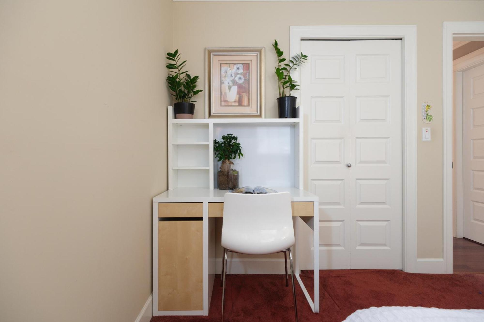 Cambie & 61st Ave Homestay Homestay