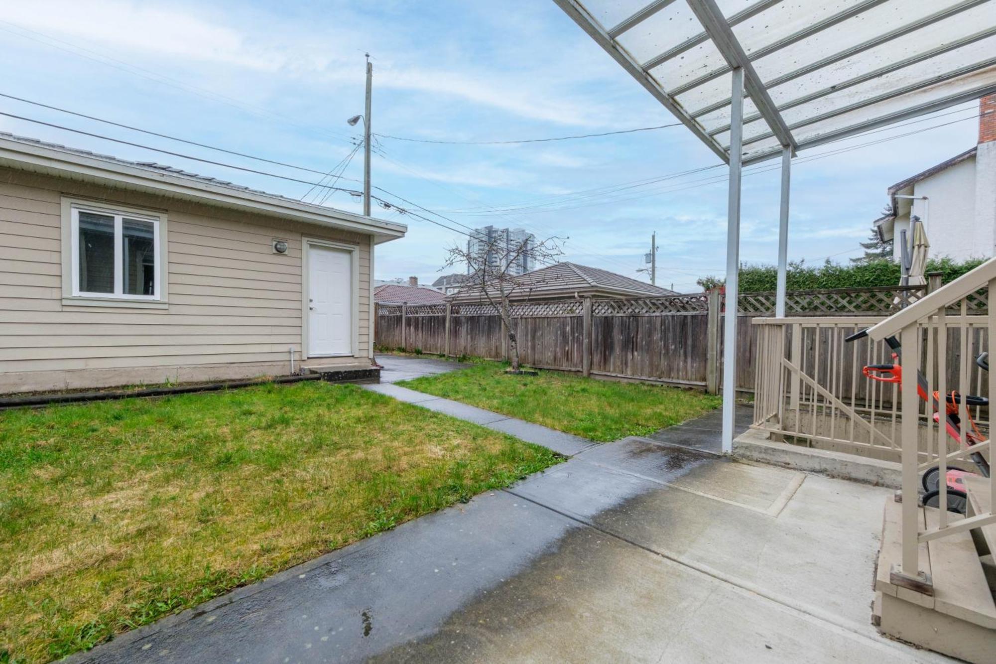 Cambie & 61st Ave Homestay *