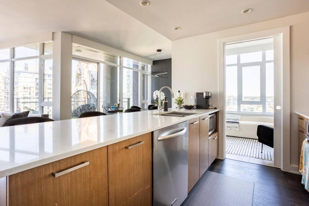 Downtown Yaletown Collection Apartment *