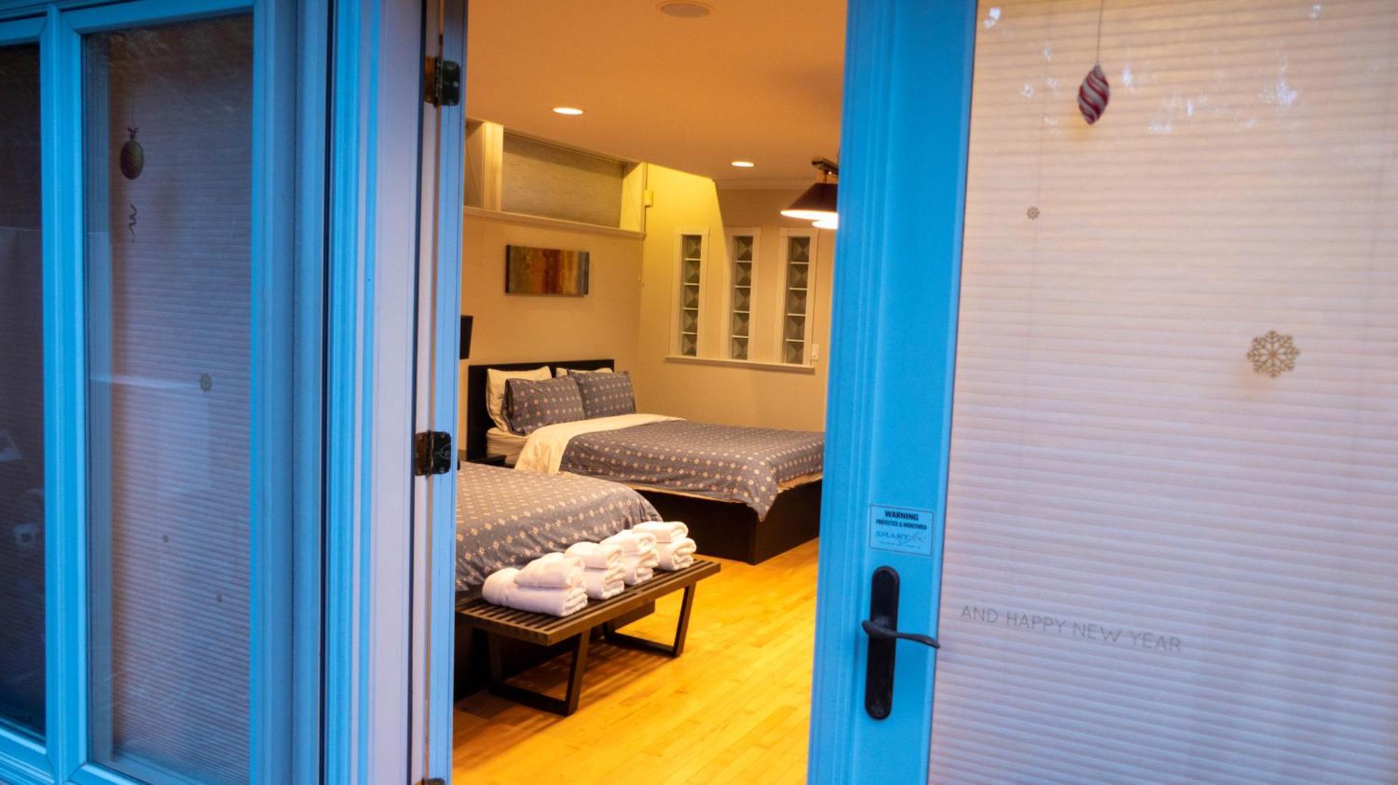 Homestay Nest Near Yvr Ubc Downtown