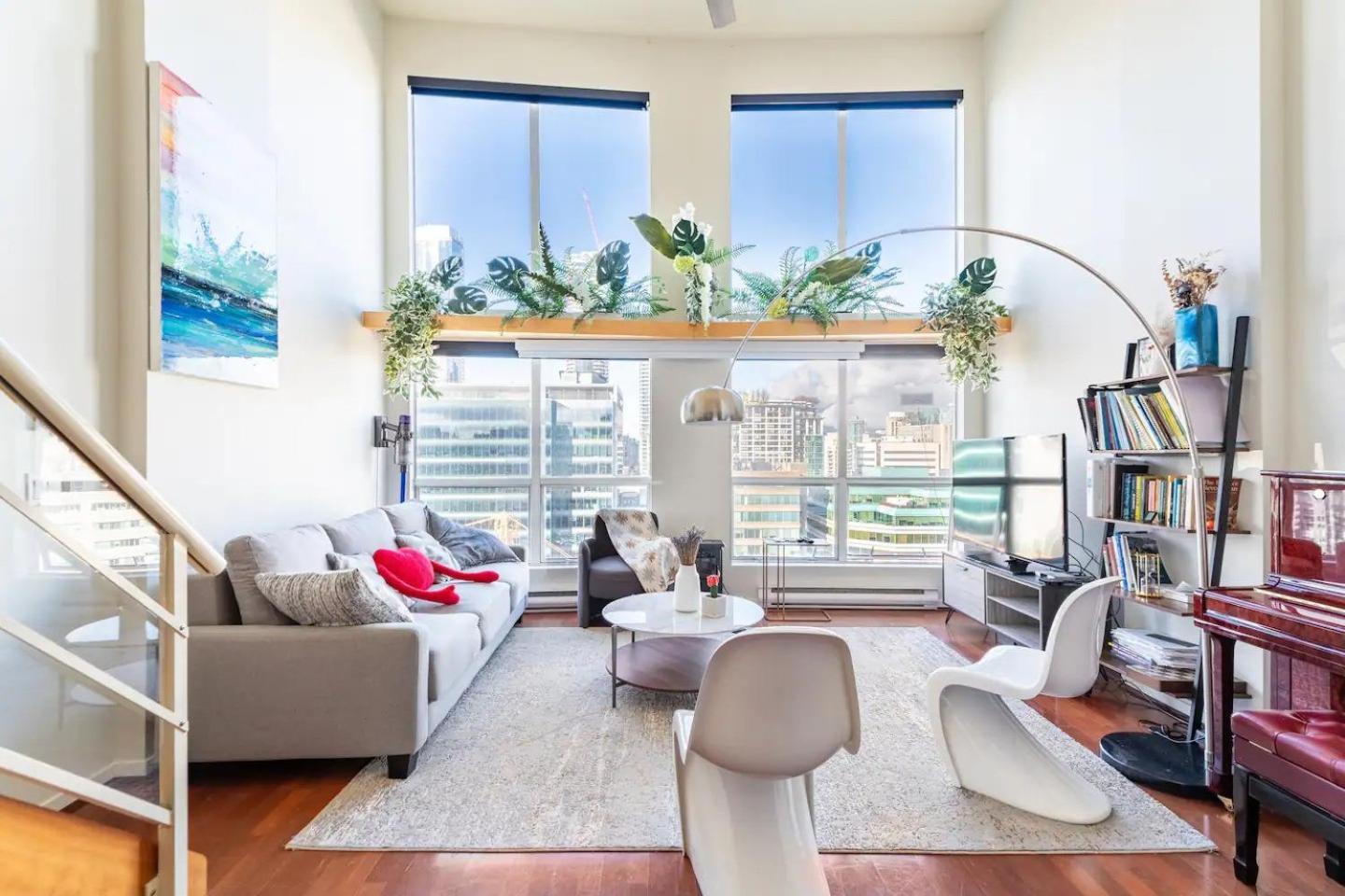 Loft In Downtown With Free Parking Apartment *