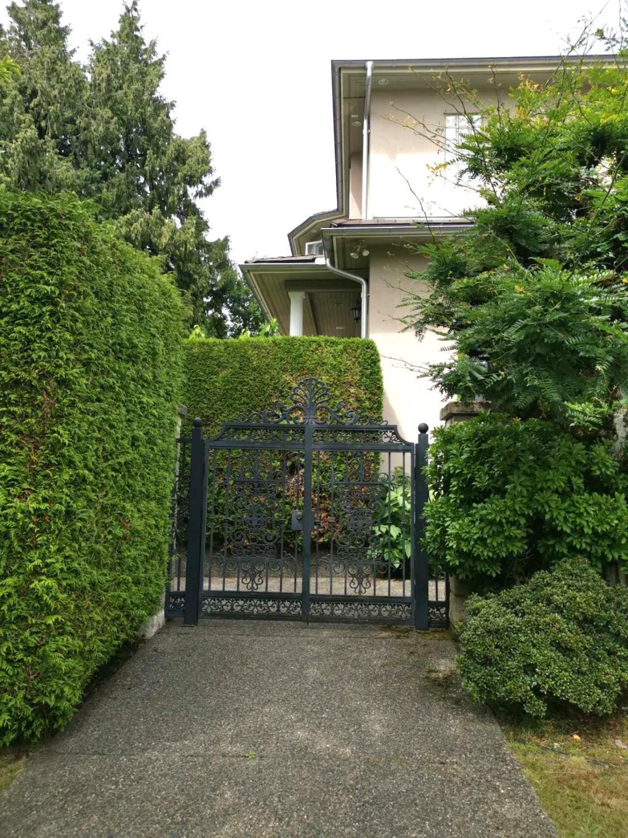 Homestay Nest Near Yvr Ubc Downtown *