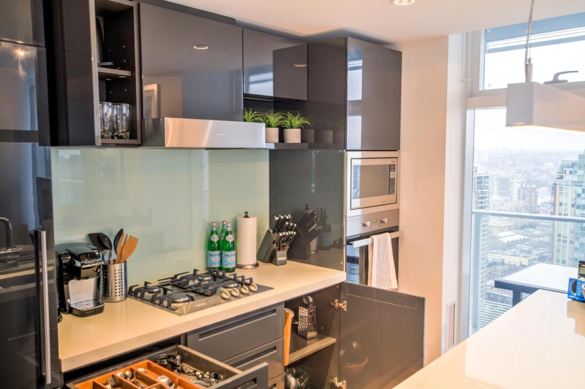 Habitas Apartment Vancouver