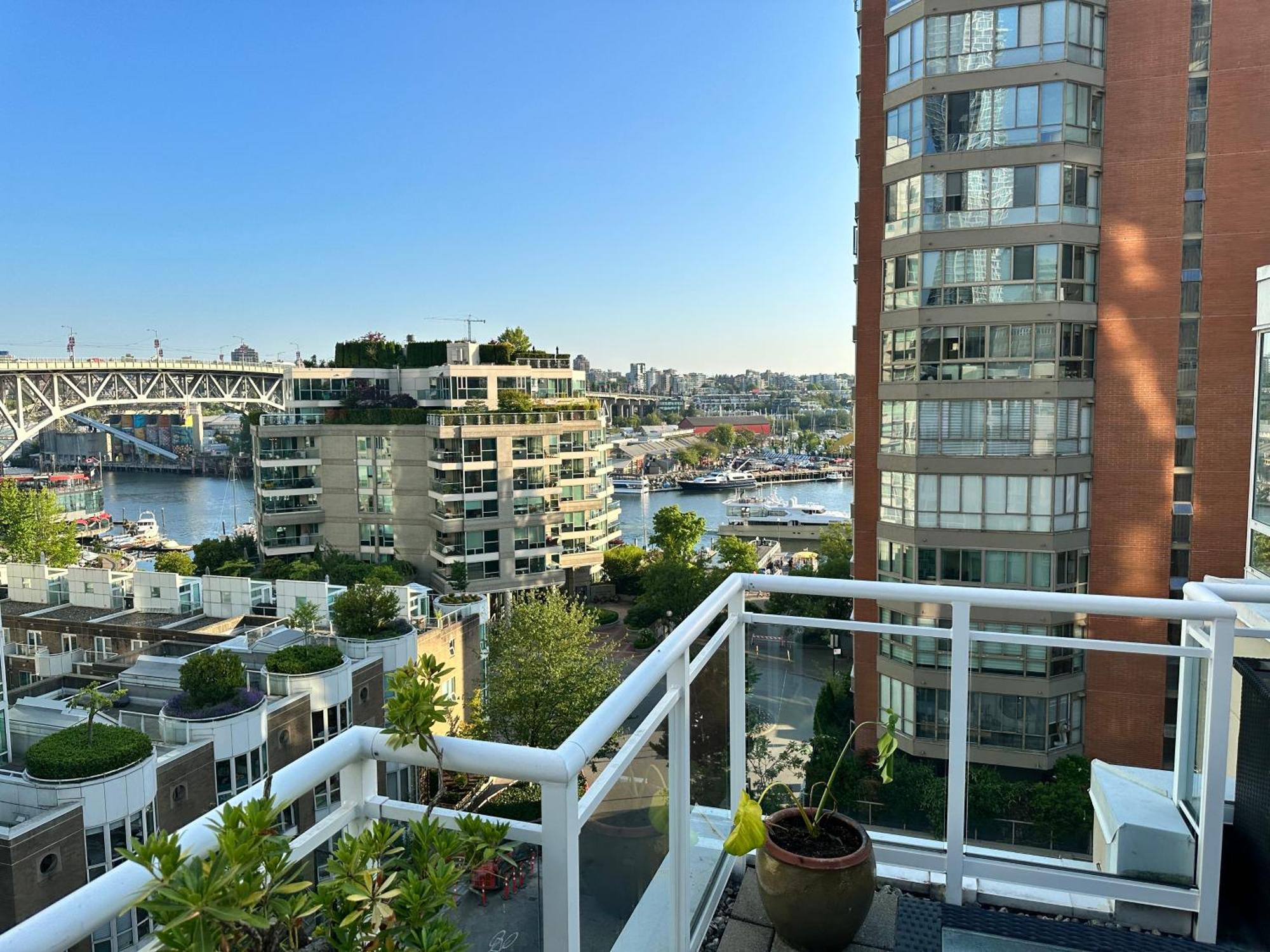 Apartment Penthouses Of Ave