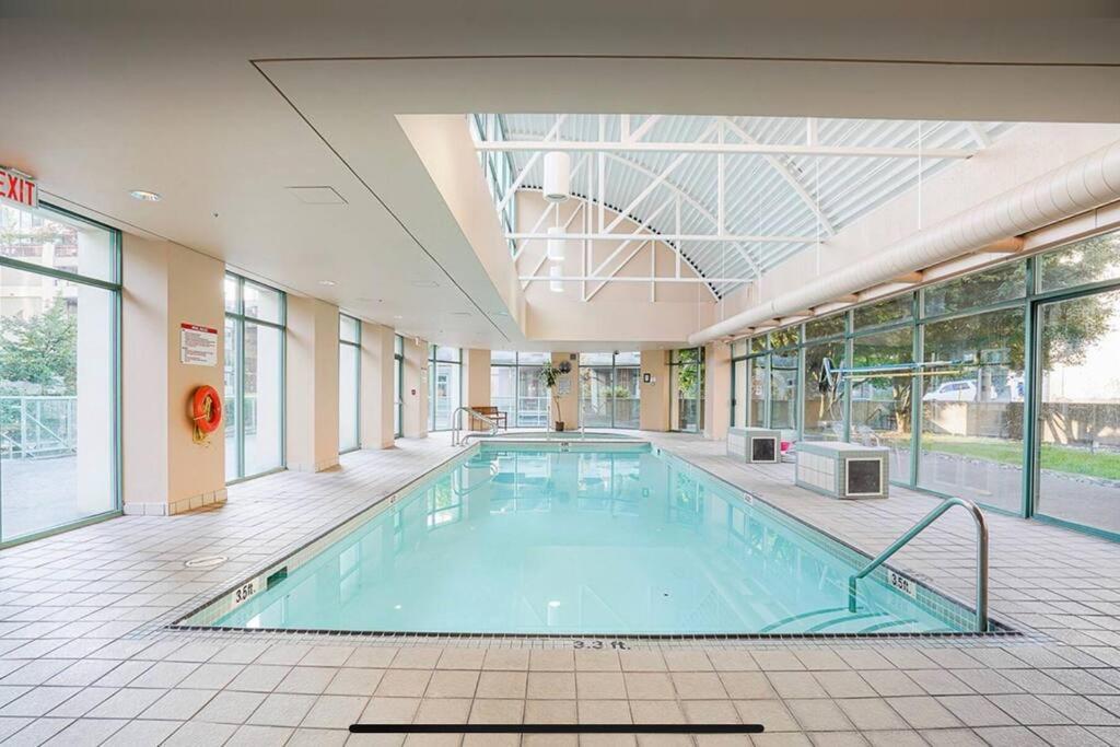 Apartment Luxury 2-bedroom Side Yaletown *