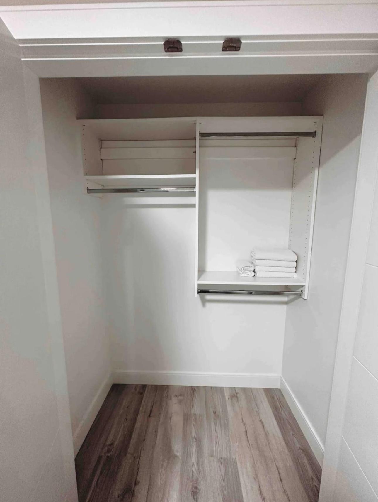 Modern Guest In Vancouver