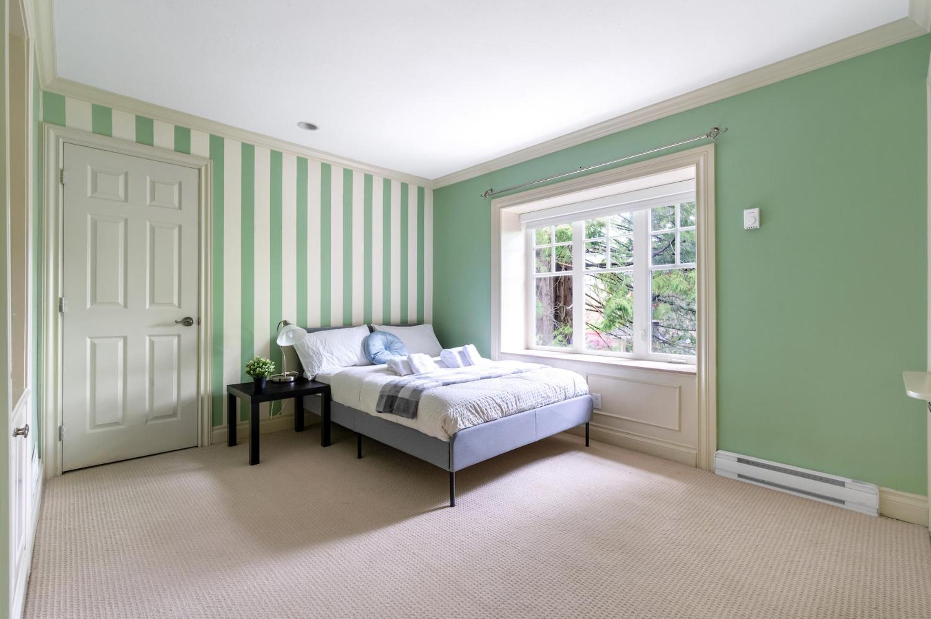 Charming Retreat On Cypress Street, Your Away From * Vancouver