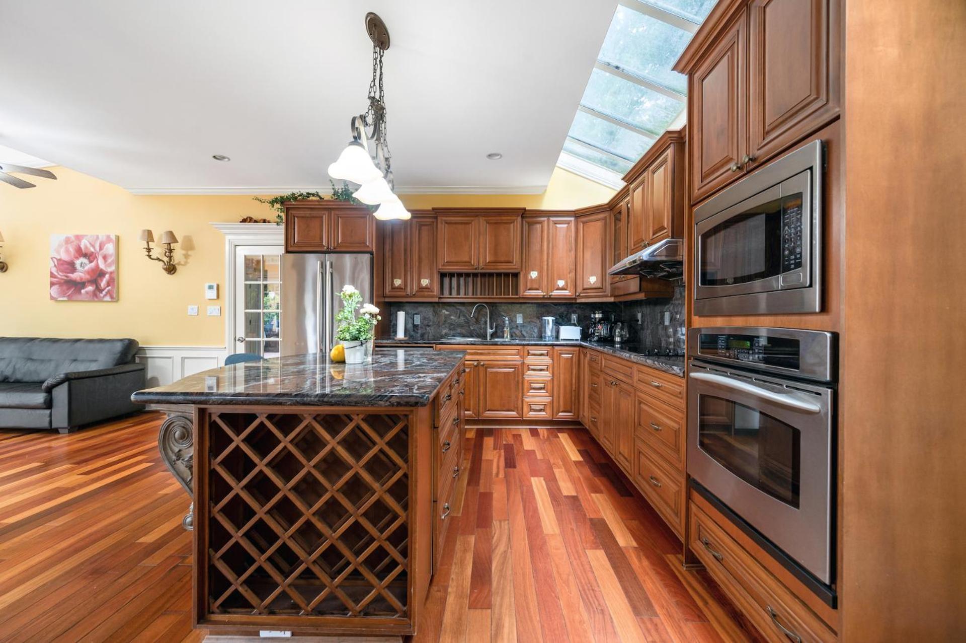 Charming Retreat On Cypress Street, Your Away From Vancouver