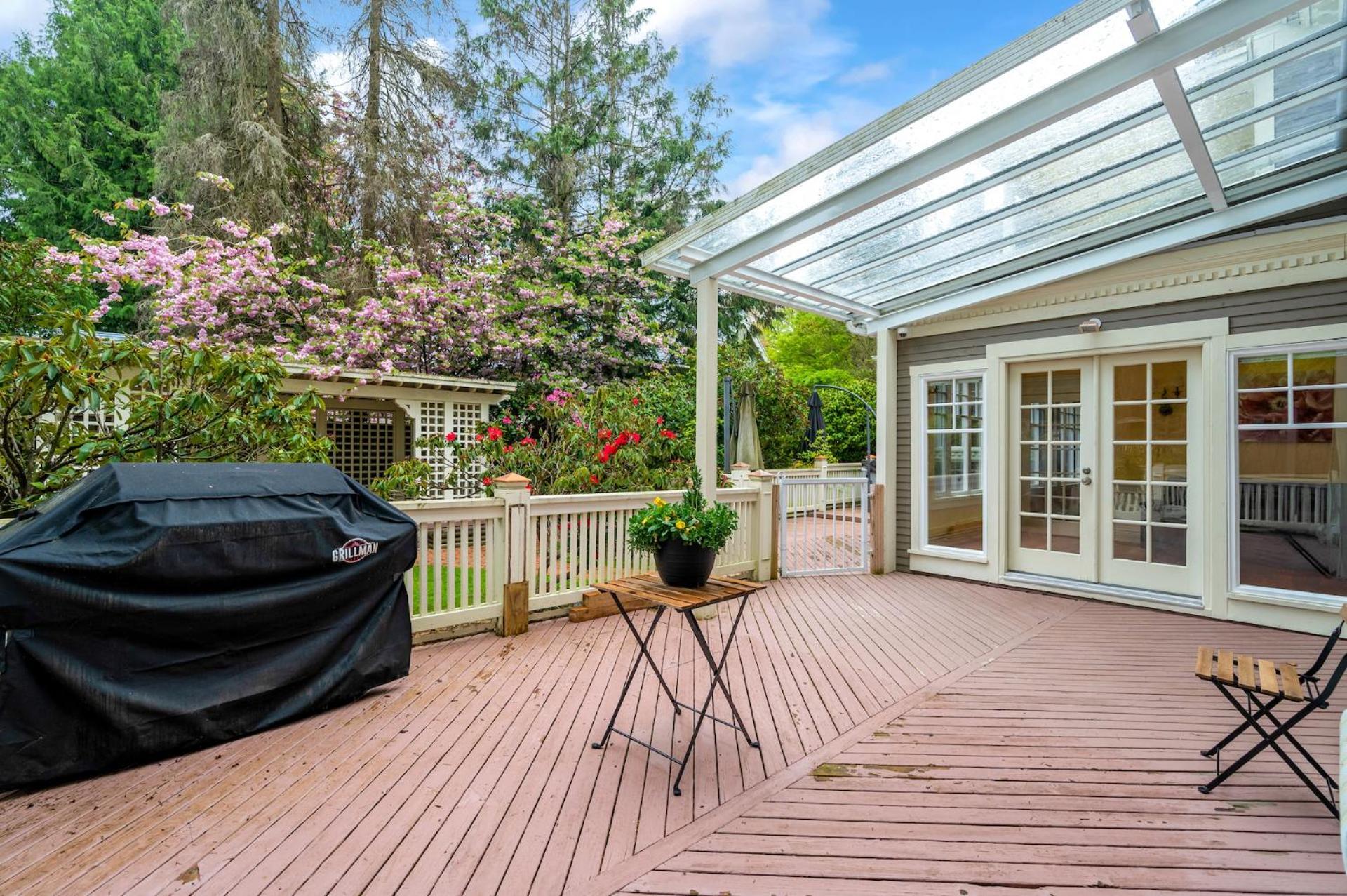 Gasthof Charming Retreat On Cypress Street, Your Away From *